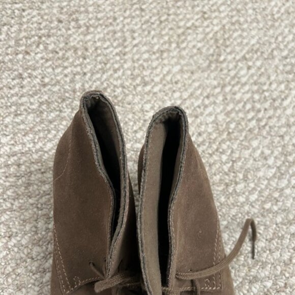Clarks Women's Lace Up Ankle Boots Brown Size  9 booties leather upper - Picture 3 of 10